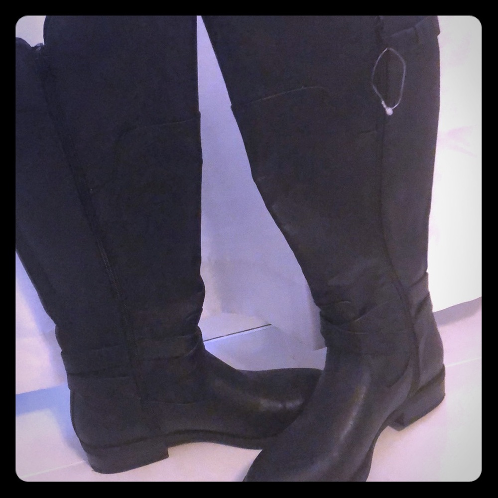 Guess boots